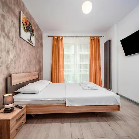 Sole & Splendore - Pool And *