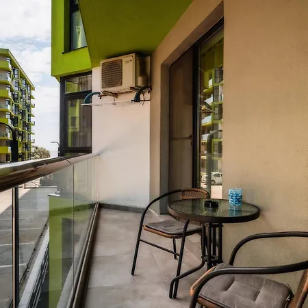 Sole & Splendore - Pool And Năvodari