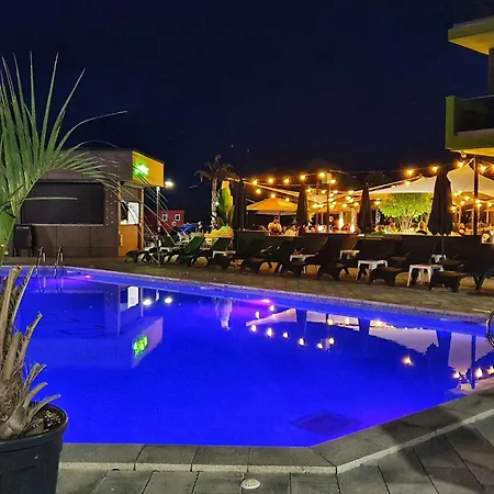 Sole & Splendore - Pool And Spa Beach Resort Apartment Navodari