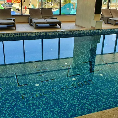 Sole & Splendore - Pool And Spa Beach Resort * Navodari