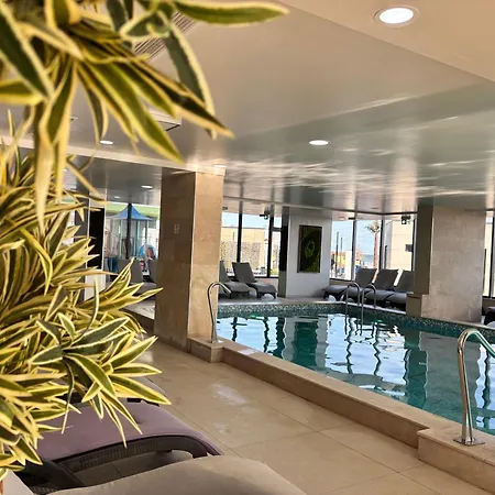 Sole & Splendore - Pool And Spa Beach Resort * Navodari