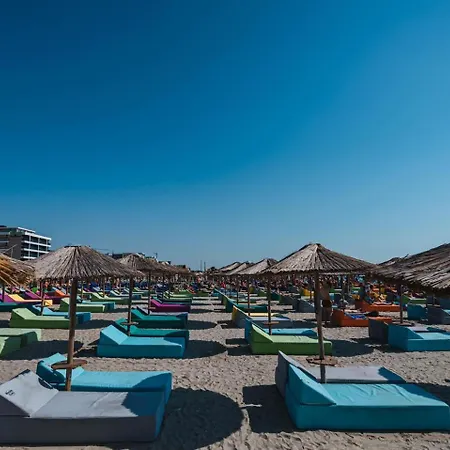 Sole & Splendore - Pool And Spa Beach Resort