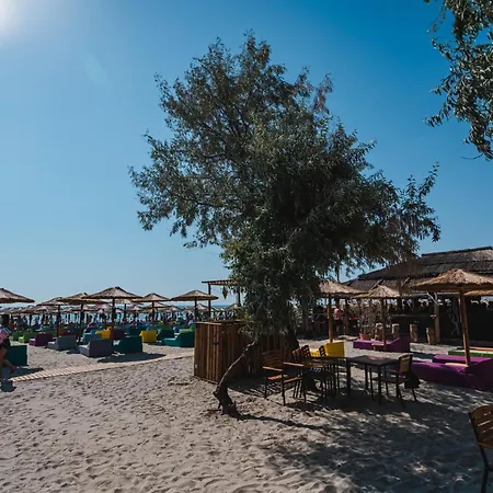 Sole & Splendore - Pool And Spa Beach Resort Apartment