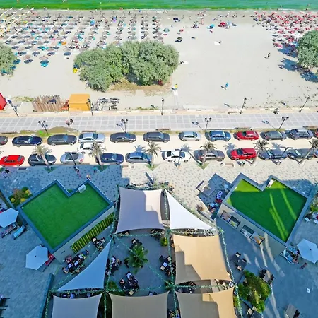 Sole & Splendore - Pool And Spa Beach Resort Navodari