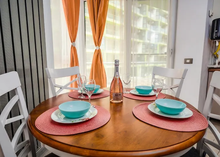 Sole & Splendore - Pool And