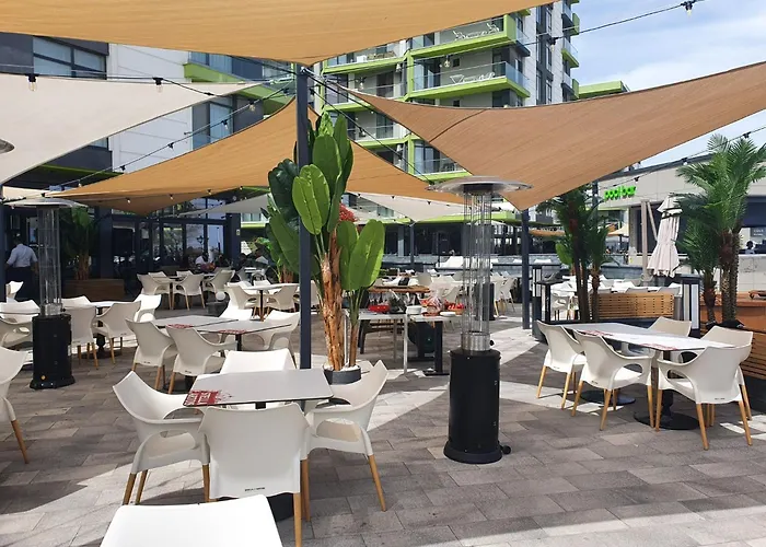 Sole & Splendore - Pool And *